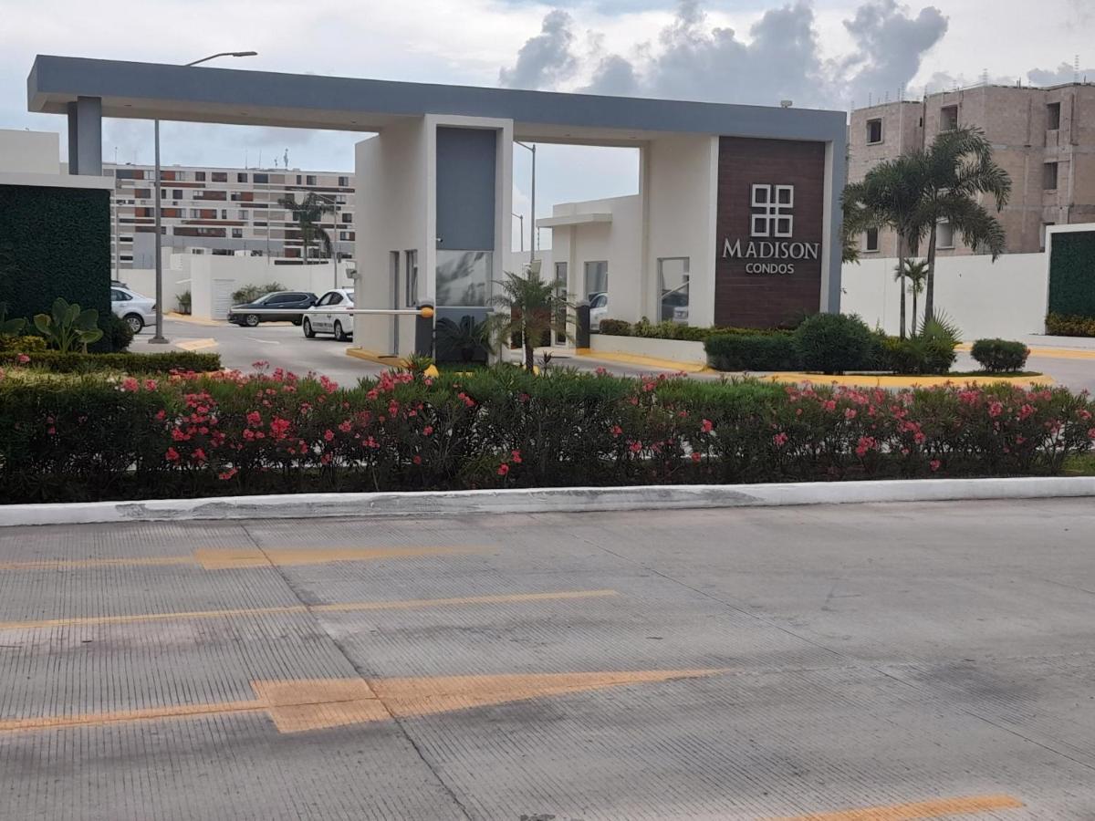 Gorgeous Apartment Hoestel Long Island! แคนคูน ภายนอก รูปภาพ